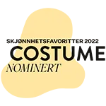 Nozīmīte, kas apliecina nomināciju konkursā „Costume Skjønnhetsfavoritter 2022”, ar stilizētu grafisko fonu.