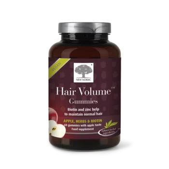 „New Nordic Hair Volume™“ želejkonfektes ar biotīnu un cinku, kas palīdz uzturēt normālu matu, ādas un nagu stāvokli, ērti lietojamā želejkonfektes formā.